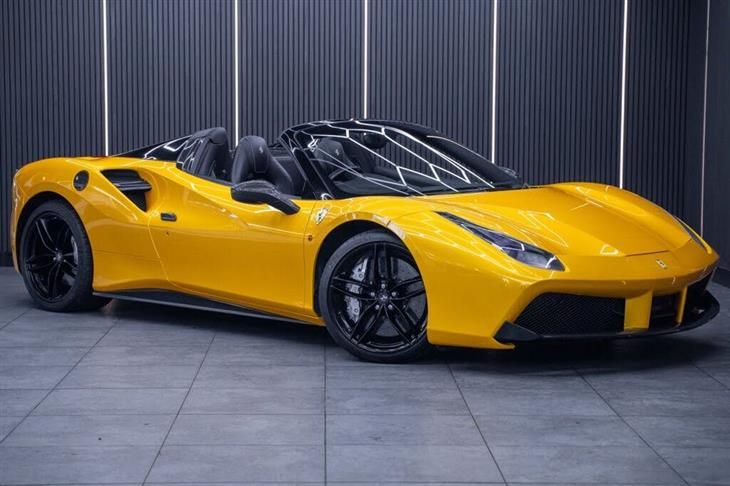 Ferrari 488 3.9T V8 Spider 2dr Petrol F1 DCT Euro 6 (s/s) (670 ps)