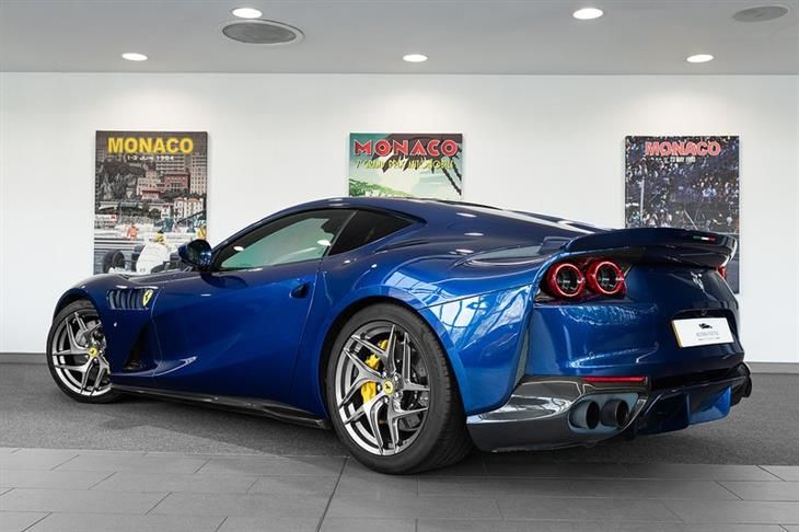 Ferrari Superfast 6.5 V12 Coupe 2dr Petrol F1 DCT Euro 6 (s/s) (800 ps) — миниатюра 2