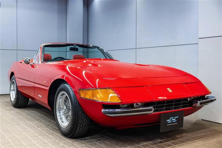 Ferrari 365 GTB/4 'Daytona' Spider Conversion