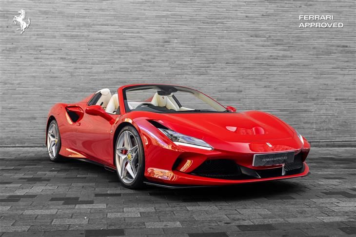 Ferrari F8 T V8