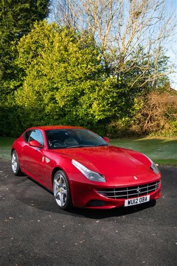 FERRARI FF (1) V12                                      2012