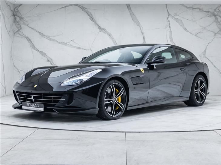 Ferrari GTC4 Lusso V12