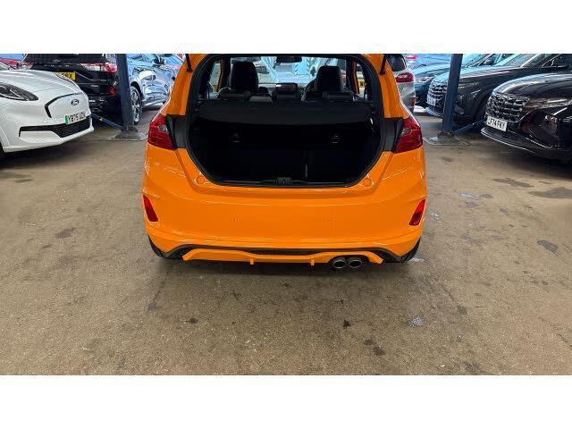 Ford Fiesta ST Ford Fiesta 1.5 EcoBoost ST Performance Edition 3dr Petrol Hatchback — миниатюра 4