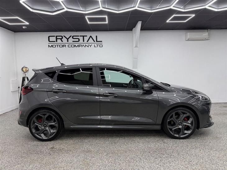 Ford Fiesta ST Ford Fiesta 1.5T EcoBoost ST-3 Hatchback 5dr Petrol Manual Euro 6 (s/s) (200 ps) — миниатюра 2