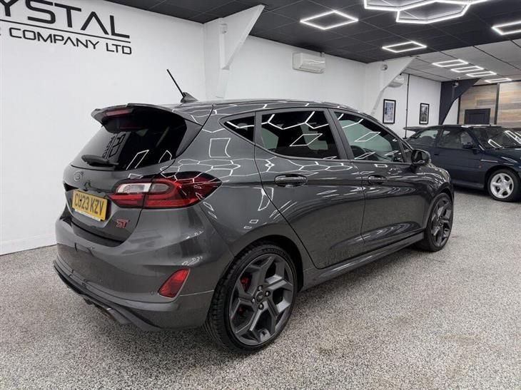 Ford Fiesta ST Ford Fiesta 1.5T EcoBoost ST-3 Hatchback 5dr Petrol Manual Euro 6 (s/s) (200 ps) — миниатюра 3