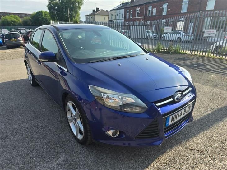 Cheap Ford Focus 1.6 TDCi Titanium Navigator Hatchback 5dr Diesel Manual Euro 5 (s/s) (115 ps) for sale in Bury, Greater Manchester