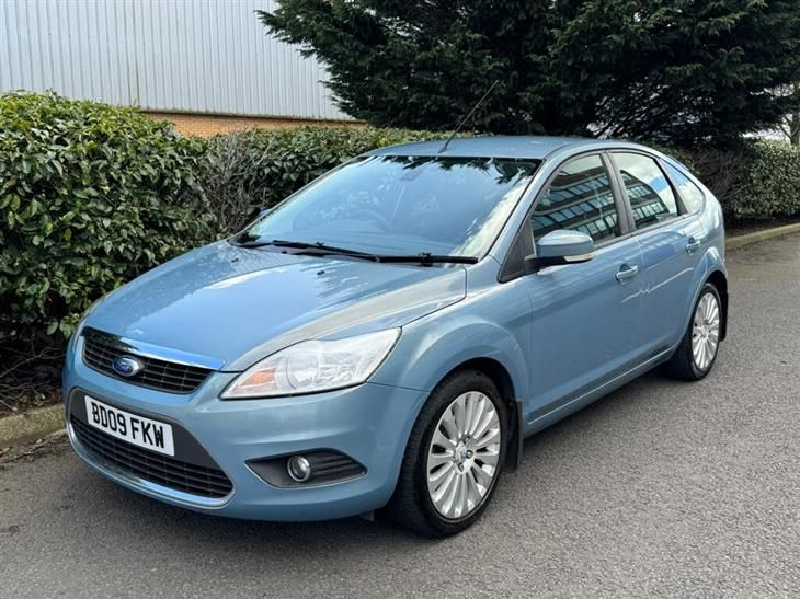 Ford Focus 2.0 TDCi Titanium 5dr - Image 3