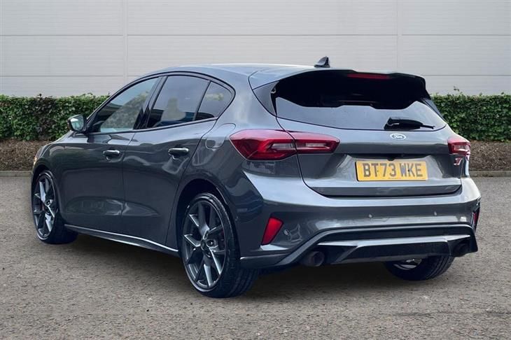 Ford Focus ST Ford Focus 2.3 EcoBoost ST 5dr Auto — миниатюра 2