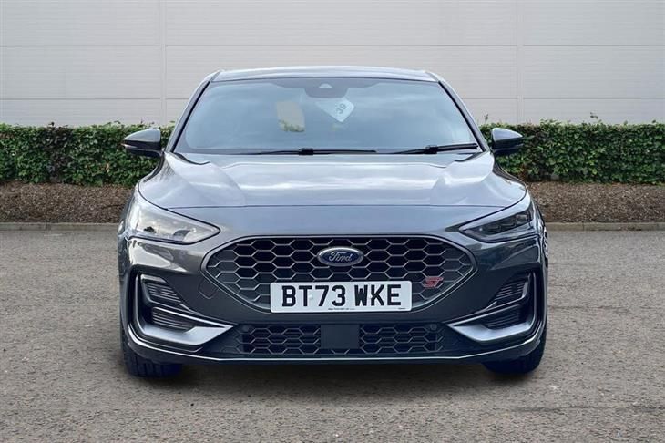 Ford Focus ST Ford Focus 2.3 EcoBoost ST 5dr Auto — миниатюра 4