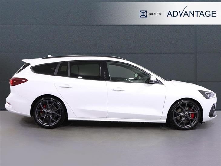 Ford Focus ST Ford Focus 2.3 EcoBoost ST 5dr Auto — миниатюра 3