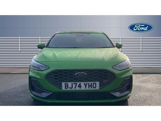 Ford Focus ST Ford Focus 2.3 EcoBoost ST 5dr Petrol Hatchback — миниатюра 3