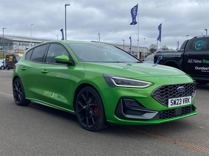 Ford Focus ST Ford Focus 2.3T Ecoboost ST 280ps 5dr — миниатюра 3