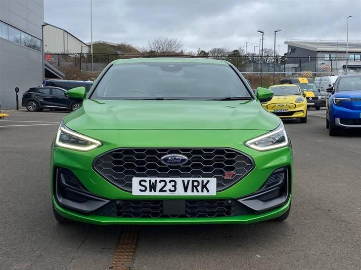 Ford Focus ST Ford Focus 2.3T Ecoboost ST 280ps 5dr — миниатюра 4