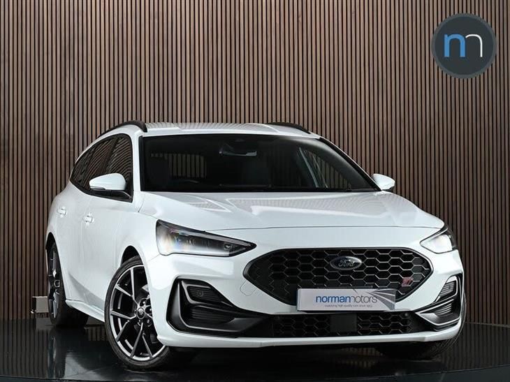 Ford Focus ST Ford Focus 2.3T EcoBoost ST Estate 5dr Petrol Auto Euro 6 (s/s) (280 ps) — миниатюра 1