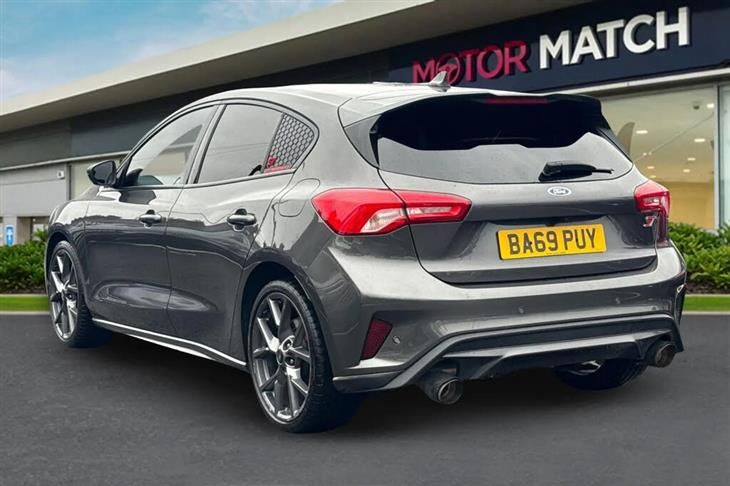 Ford Focus ST Ford Focus 2.3T EcoBoost ST Euro 6 (s/s) 5dr — миниатюра 2