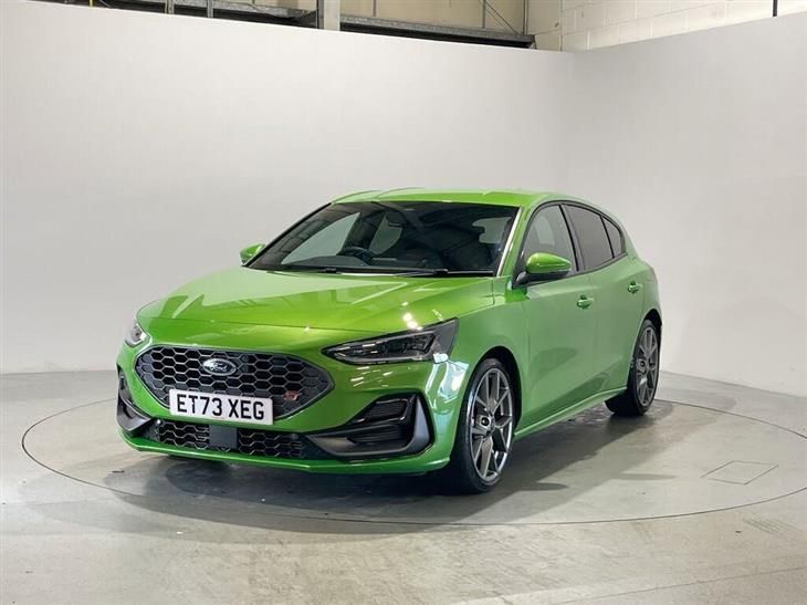 Ford Focus ST Ford Focus 2.3T EcoBoost ST Hatchback 5dr Petrol Manual Euro 6 (s/s) (280 ps) — миниатюра 4