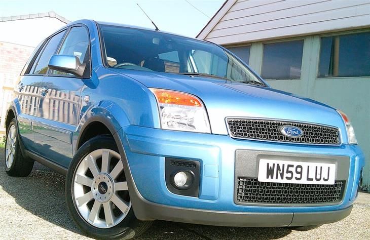 Ford Fusion 1.6 Titanium Hatchback 5dr Petrol Automatic (179 g/km, 99 bhp)