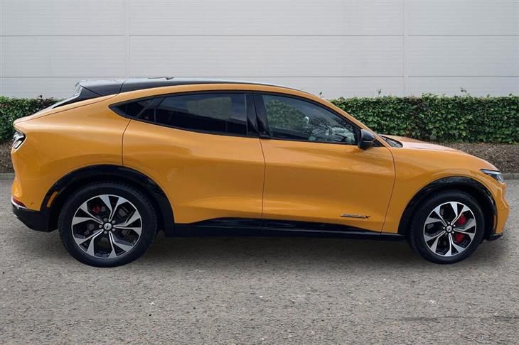 Ford Mustang Mach-E Ford Mustang Mach-E 216kW Premium 91kWh RWD 5dr Auto (Tech+) — миниатюра 3