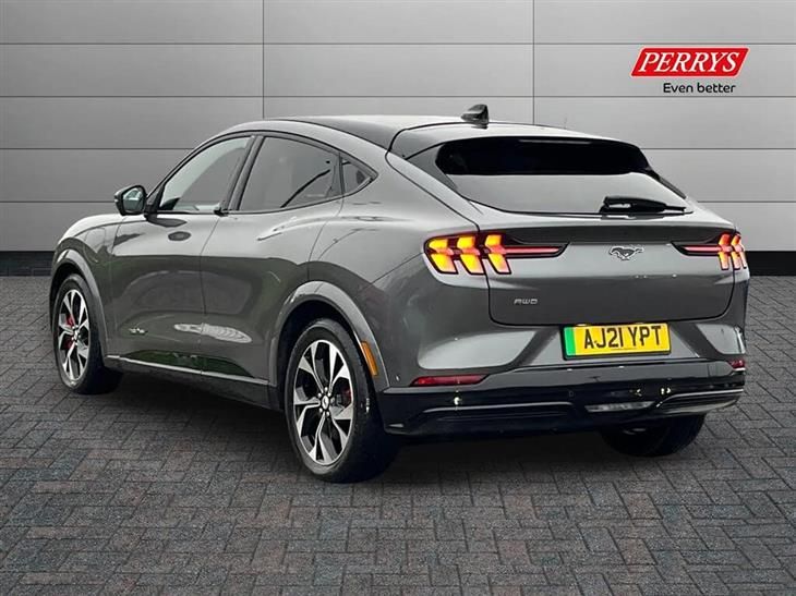 Ford Mustang Mach-E Ford Mustang Mach-E 258kW First Edition 88kWh AWD 5dr Auto — миниатюра 2