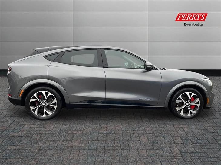 Ford Mustang Mach-E Ford Mustang Mach-E 258kW First Edition 88kWh AWD 5dr Auto — миниатюра 3