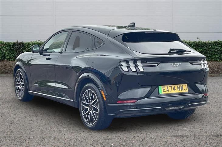 Ford Mustang Mach-E Ford Mustang Mach-E 272kW Premium 91kWh AWD 5dr Auto — миниатюра 2