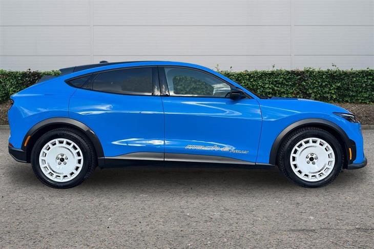 Ford Mustang Mach-E Ford Mustang Mach-E 358kW GT 91kWh AWD 5dr Auto (Rally Pack) — миниатюра 3