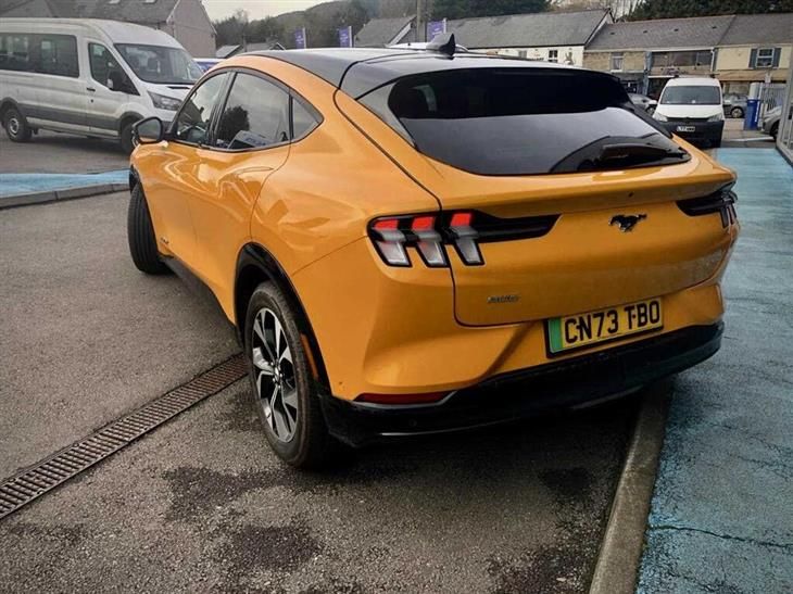 Ford Mustang Mach-E Ford Mustang Mach-E AWD Extended Range — миниатюра 2