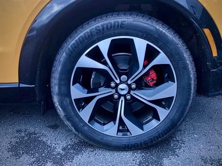 Ford Mustang Mach-E Ford Mustang Mach-E AWD Extended Range — миниатюра 4