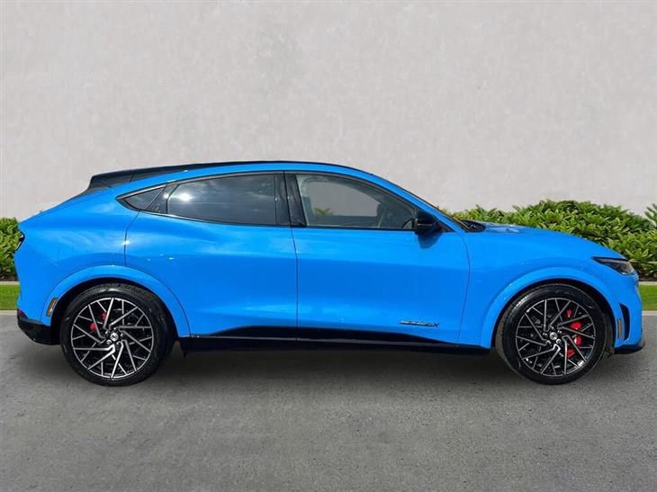 Ford Mustang Mach-E Ford Mustang Mach-E Extended Range 91Kwh Gt Suv 5Dr Electric Automatic Awd (487 Ps) — миниатюра 3