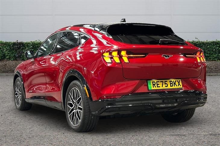 Ford Mustang Mach-E Ford Mustang Mach-E Extended Range 91kWh Premium AWD 5dr — миниатюра 2