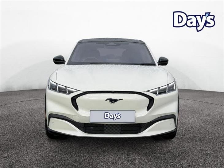 Ford Mustang Mach-E Ford Mustang Mach-E Extended Range 91kWh Premium SUV 5dr Electric 294PS Auto Ex Demo, Adaptive cruise control, reverse camera, h — миниатюра 3