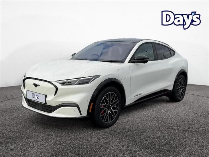 Ford Mustang Mach-E Ford Mustang Mach-E Extended Range 91kWh Premium SUV 5dr Electric 294PS Auto Ex Demo, Adaptive cruise control, reverse camera, h — миниатюра 4