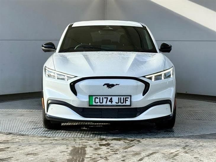 Ford Mustang Mach-E Ford Mustang Mach-E Extended Range 91kWh Premium SUV 5dr Electric Automatic (294 ps), Ex Demo, Full Dealer History, Rev Camera, — миниатюра 3