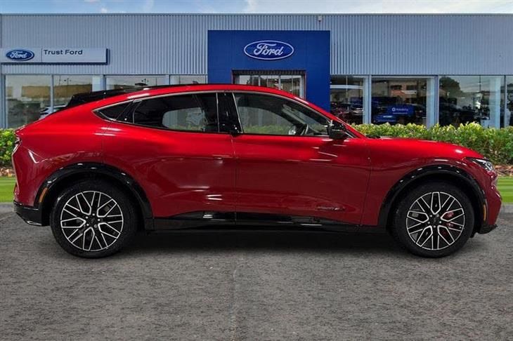 Ford Mustang Mach-E Ford Mustang Mach-E Extended Range 91kWh Premium SUV 5dr Electric Automatic (294 ps) — миниатюра 3