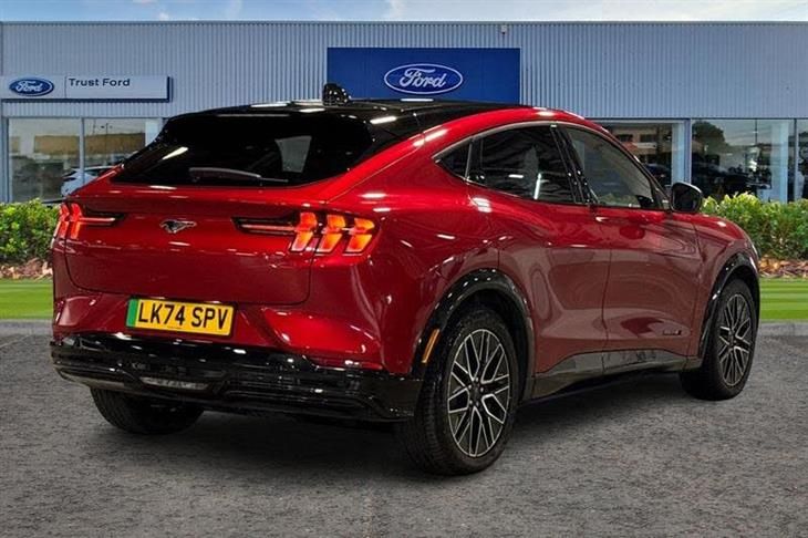 Ford Mustang Mach-E Ford Mustang Mach-E Extended Range 91kWh Premium SUV 5dr Electric Automatic (294 ps) — миниатюра 4