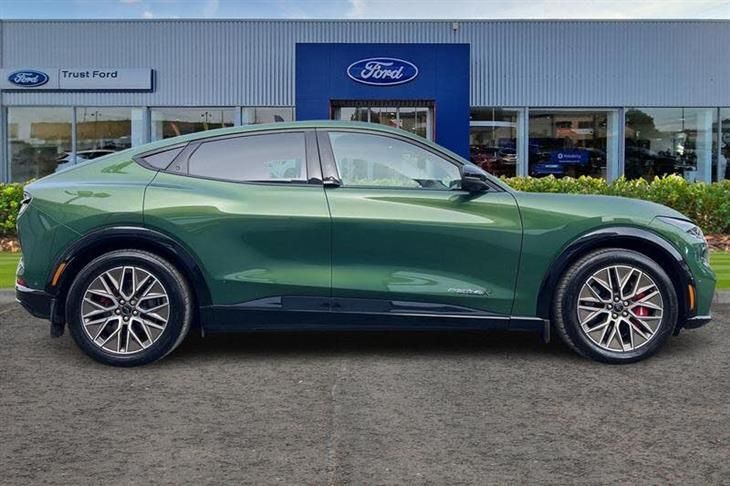 Ford Mustang Mach-E Ford Mustang Mach-E Extended Range 91kWh Premium SUV 5dr Electric Automatic AWD (370 ps) — миниатюра 3