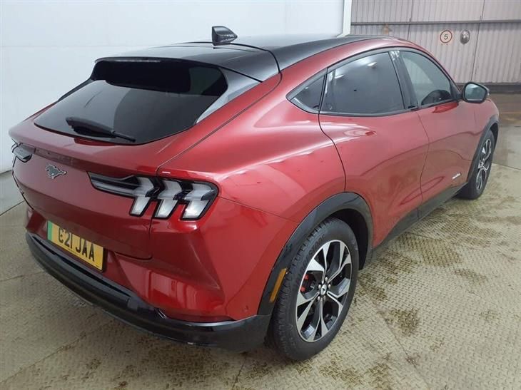 Ford Mustang Mach-E Ford Mustang Mach-E Extended Range 91kWh SUV 5dr Electric Automatic AWD (351 ps) 360 Degree Camera, Front / Rear Parking Sensors — миниатюра 3