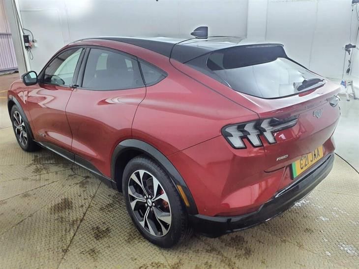 Ford Mustang Mach-E Ford Mustang Mach-E Extended Range 91kWh SUV 5dr Electric Automatic AWD (351 ps) 360 Degree Camera, Front / Rear Parking Sensors — миниатюра 4