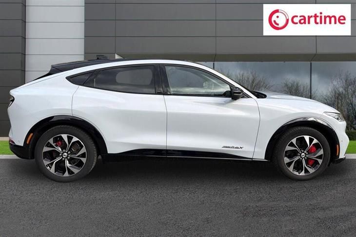 Ford Mustang Mach-E Ford Mustang Mach-E Extended Range 91kWh SUV 5dr Electric Automatic AWD (351 ps) Full Panorama Roof, 360 Degree Camera, Front / — миниатюра 2