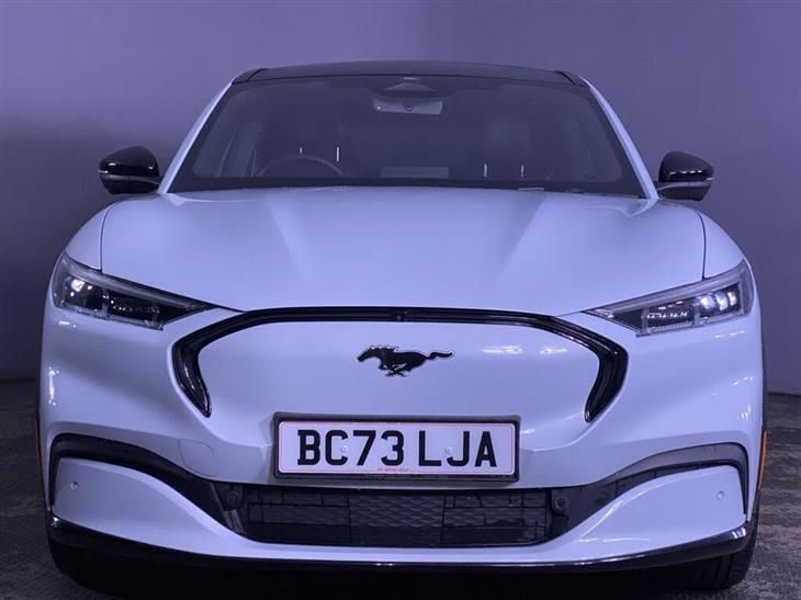 Ford Mustang Mach-E Ford Mustang Mach-E Extended Range 91kWh SUV 5dr Electric Automatic AWD (351 ps) — миниатюра 3