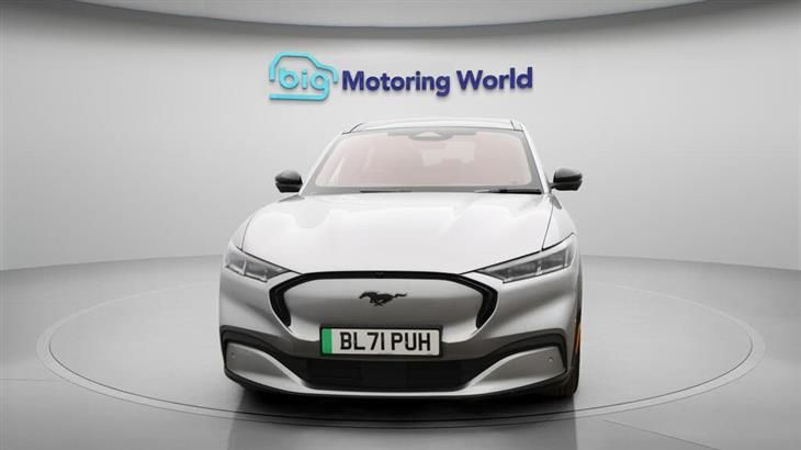 Ford Mustang Mach-E Ford Mustang Mach-E Extended Range 91kWh SUV 5dr Electric Automatic AWD (351 ps) — миниатюра 3