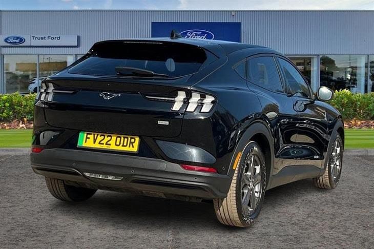 Ford Mustang Mach-E Ford Mustang Mach-E Extended Range 91kWh SUV 5dr Electric Automatic (294 ps) — миниатюра 4