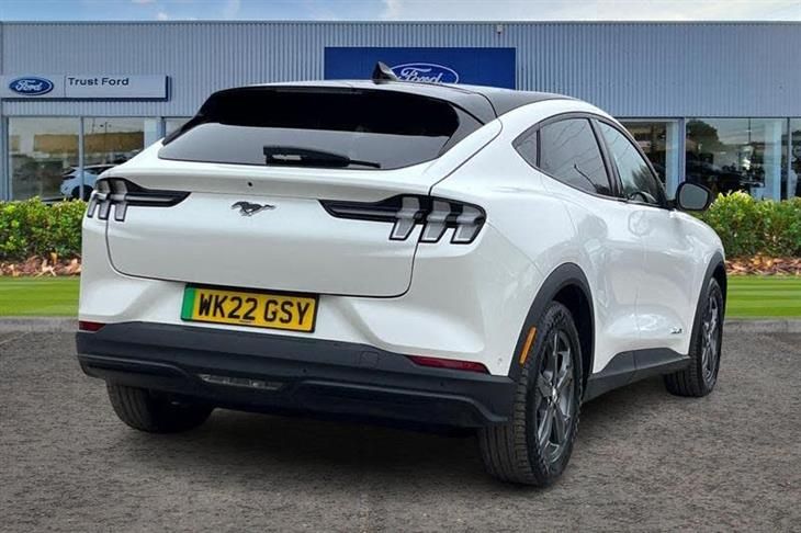 Ford Mustang Mach-E Ford Mustang Mach-E Extended Range 91kWh SUV 5dr Electric Automatic (294 ps) — миниатюра 4