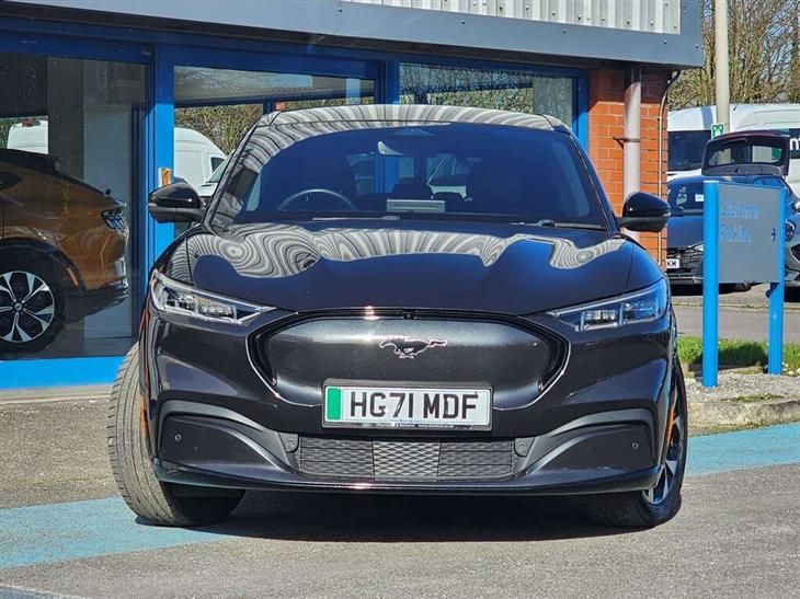 Ford Mustang Mach-E Ford Mustang Mach-E Mach-E AWD Ext Range — миниатюра 3