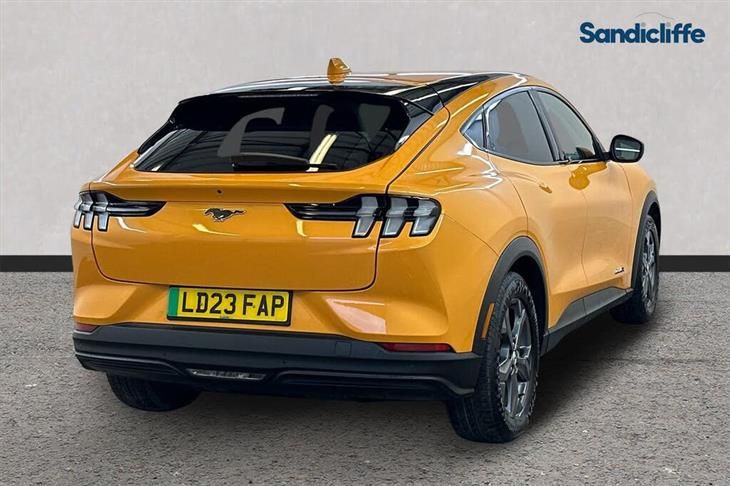 Ford Mustang Mach-E Ford Mustang Mach-E Mustang Mach-E Premium 5 Door 88kWh Extended Range RWD 1 Speed Automatic — миниатюра 4