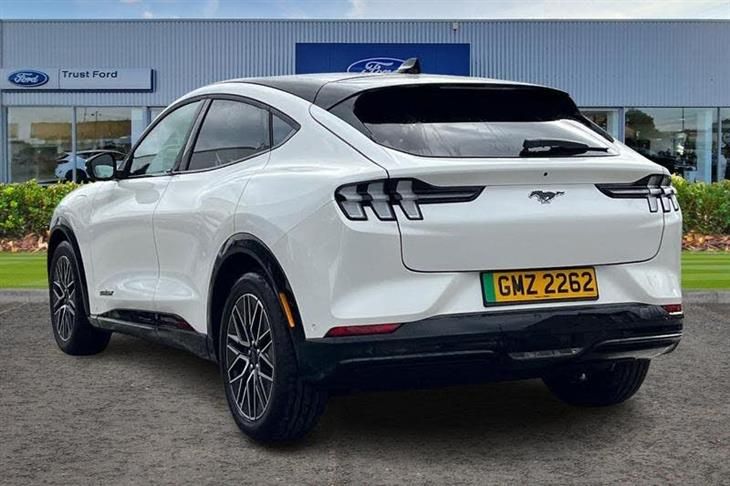 Ford Mustang Mach-E Ford Mustang Mach-E Premium — миниатюра 2