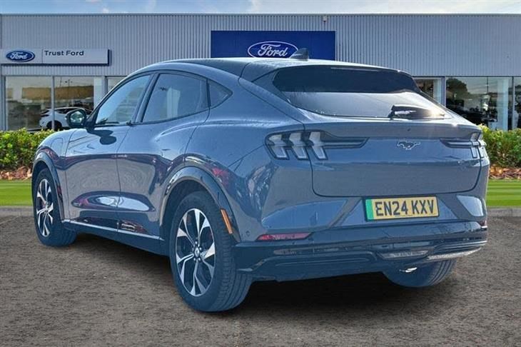 Ford Mustang Mach-E Ford Mustang Mach-E Premium — миниатюра 2