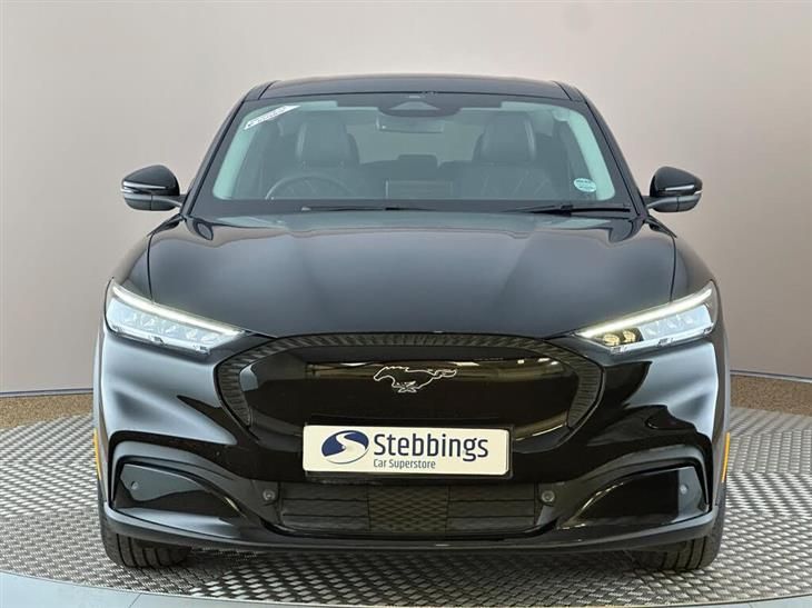 Ford Mustang Mach-E Ford Mustang Mach-E Standard Range 70kWh 5dr — миниатюра 2