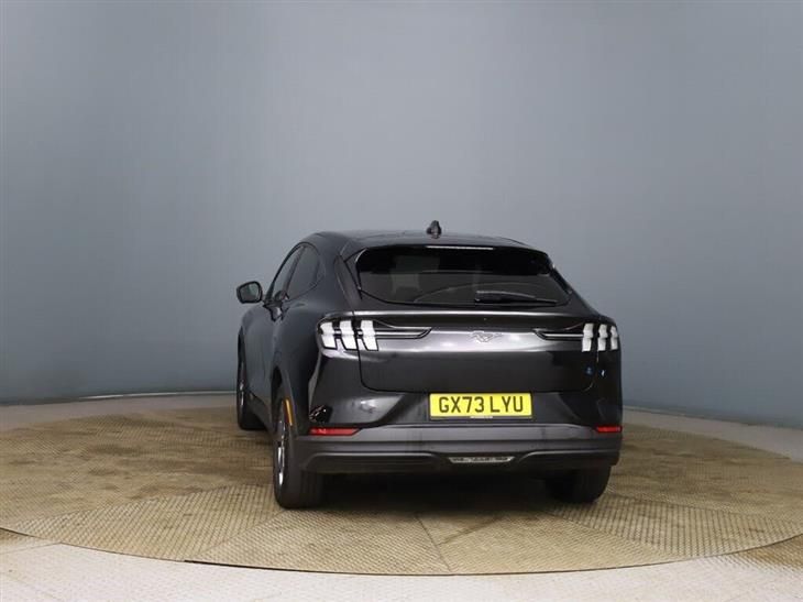 Ford Mustang Mach-E Ford Mustang Mach-E Standard Range 70kWh SUV 5dr Electric Automatic (269 ps) — миниатюра 2