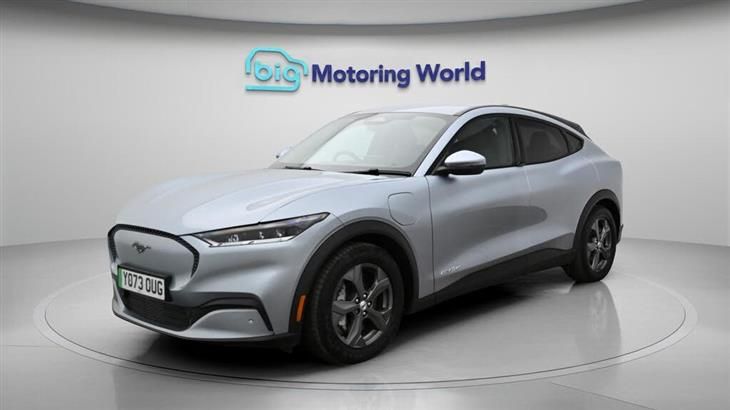 Ford Mustang Mach-E Ford Mustang Mach-E Standard Range 70kWh SUV 5dr Electric Automatic (269 ps) — миниатюра 4